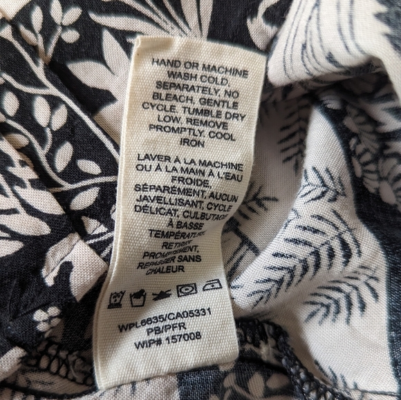 Woolrich tunic style shirt, size small. - Picture 7 of 8